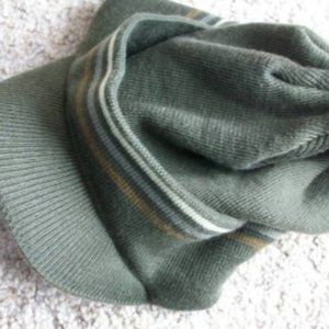 WANTED, PLEASE READ: Adidas Climawarm Striped Winter Brim/Visor "Brimmer" Beanie